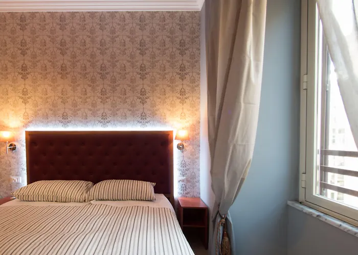 Hostel Alessandro Palace & Bar Roma