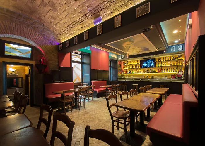 Alessandro Palace & Bar Hostel Roma