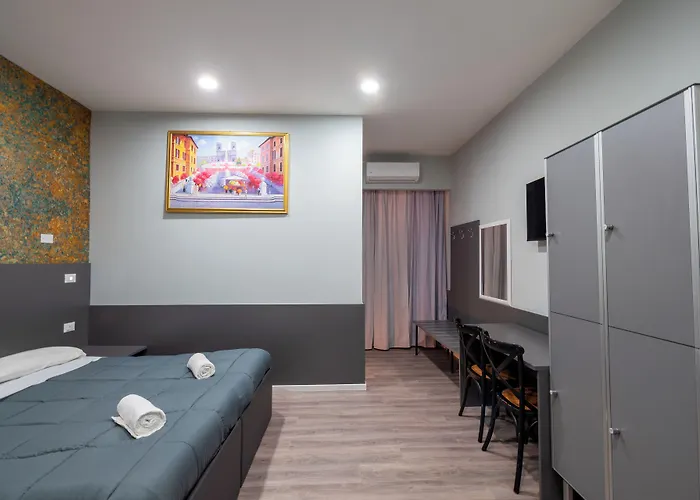 Alessandro Palace & Bar Hostel